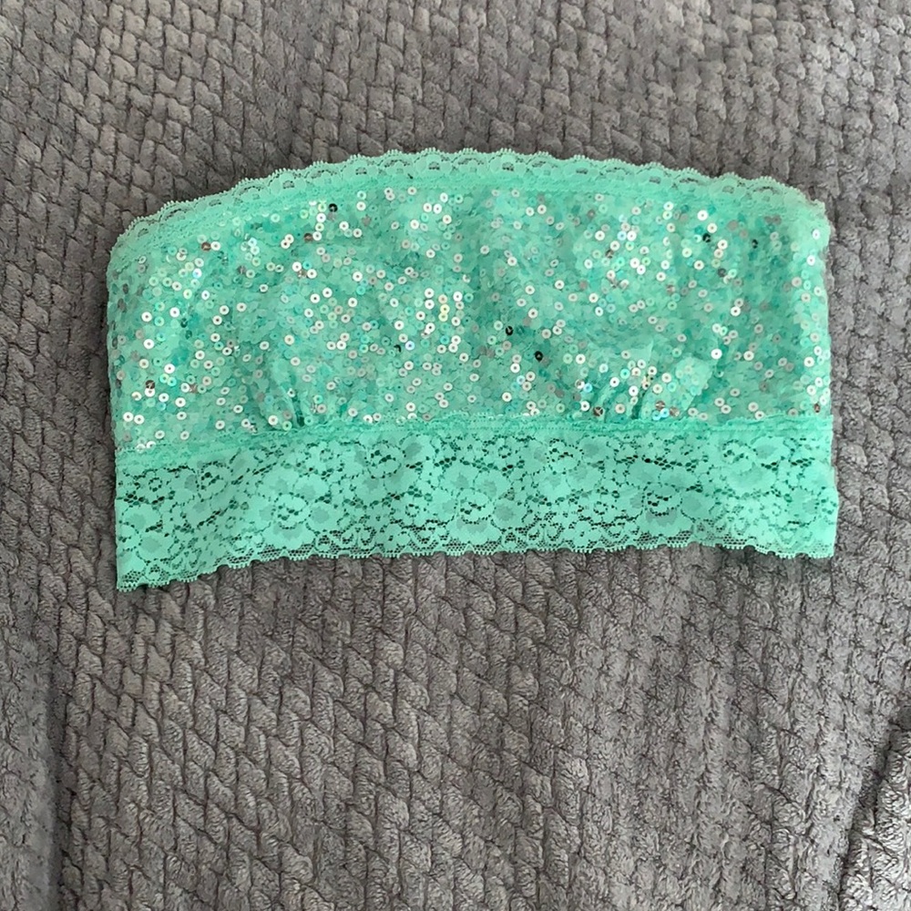 VS PINK braleltte size small